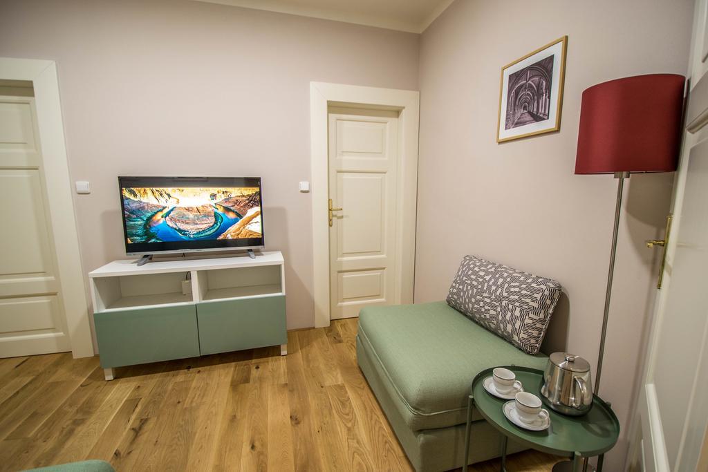 Unique Apt 250M From The Charles Bridge Praga Zewnętrze zdjęcie