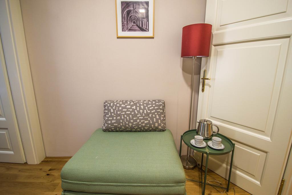 Unique Apt 250M From The Charles Bridge Praga Zewnętrze zdjęcie